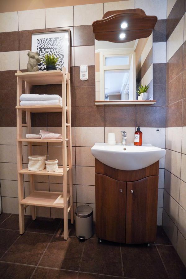 Hygge Home Apartman Эгер Экстерьер фото
